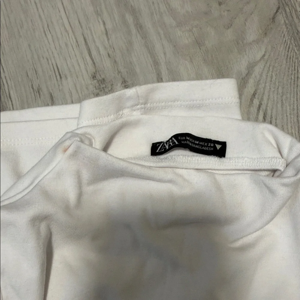 Zara Elegant White Sleeveless Top - Picture 2 of 3